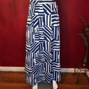 Esley Maxi Skirt with Pockets Size Small
